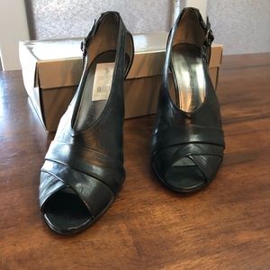 Black Leather 4 inch heel